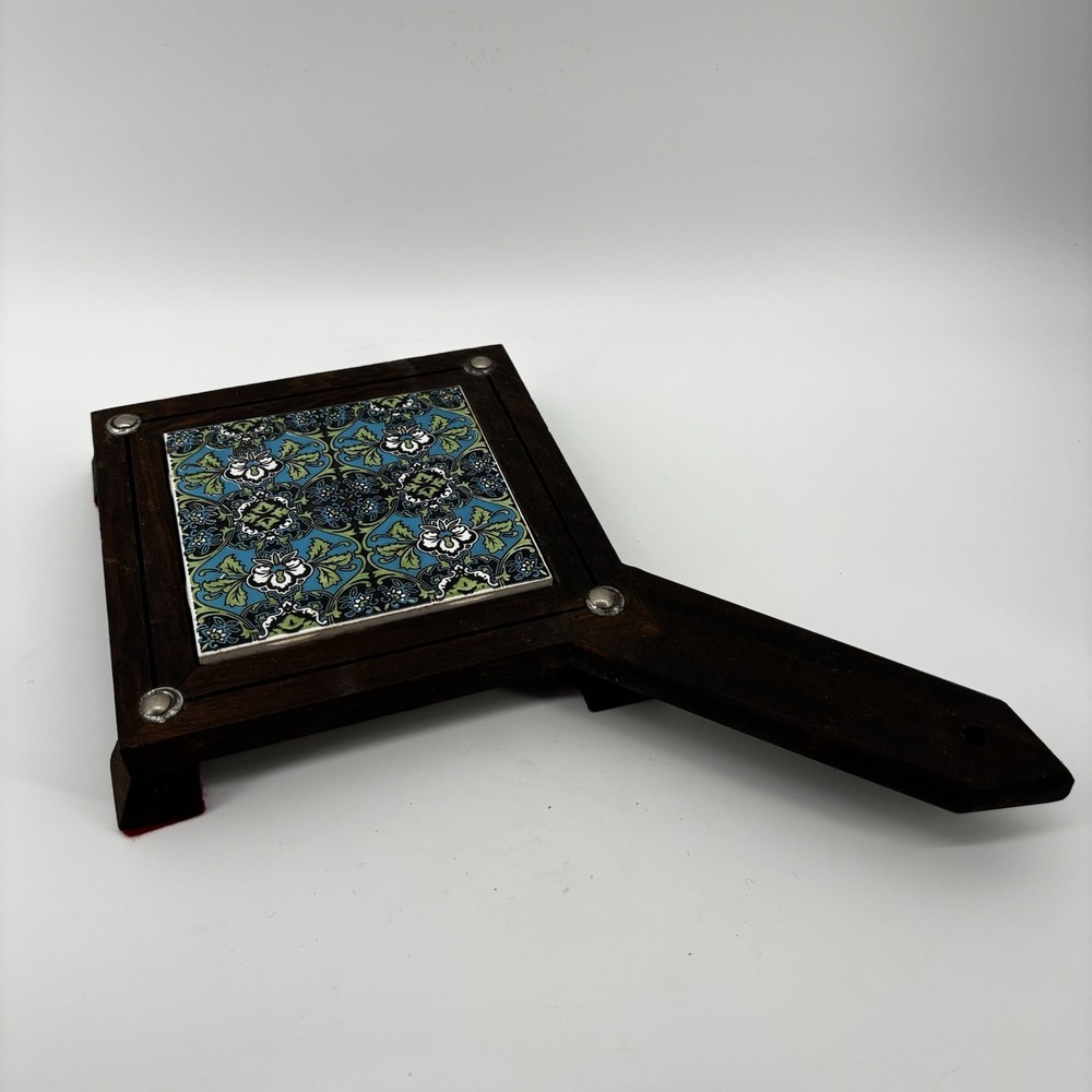 Vtg Mexican Dal-Tile Ceramic Trivelt Tile in Carved Wood Footed Stand Silver